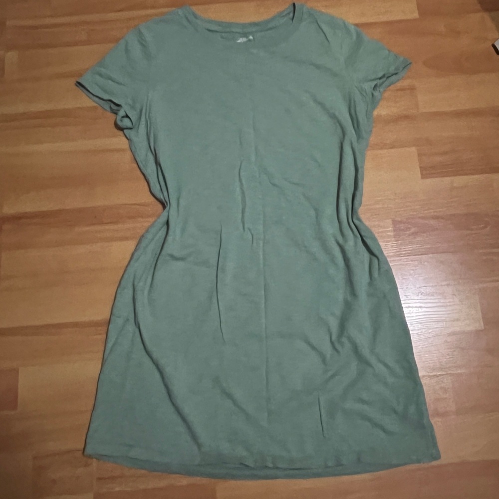 Universe Thread Long Dress Tee
